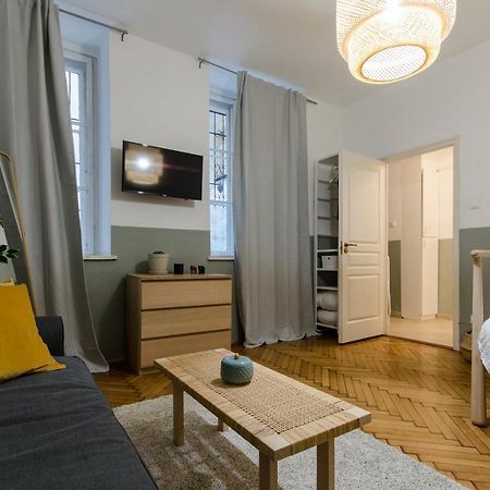 Studio Next To Opera House A26 Βουδαπέστη Εξωτερικό φωτογραφία